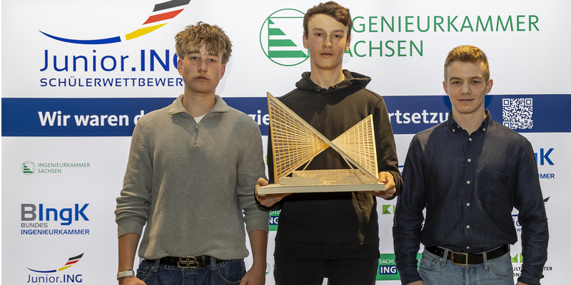 Spitzenleistung aus Holz und Köpfchen: 1. Platz beim Wettbewerb „Junior.ING“